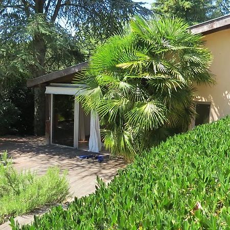 Plum'Art Bed & Breakfast Saint Cyr au Mont d'Or Bagian luar foto